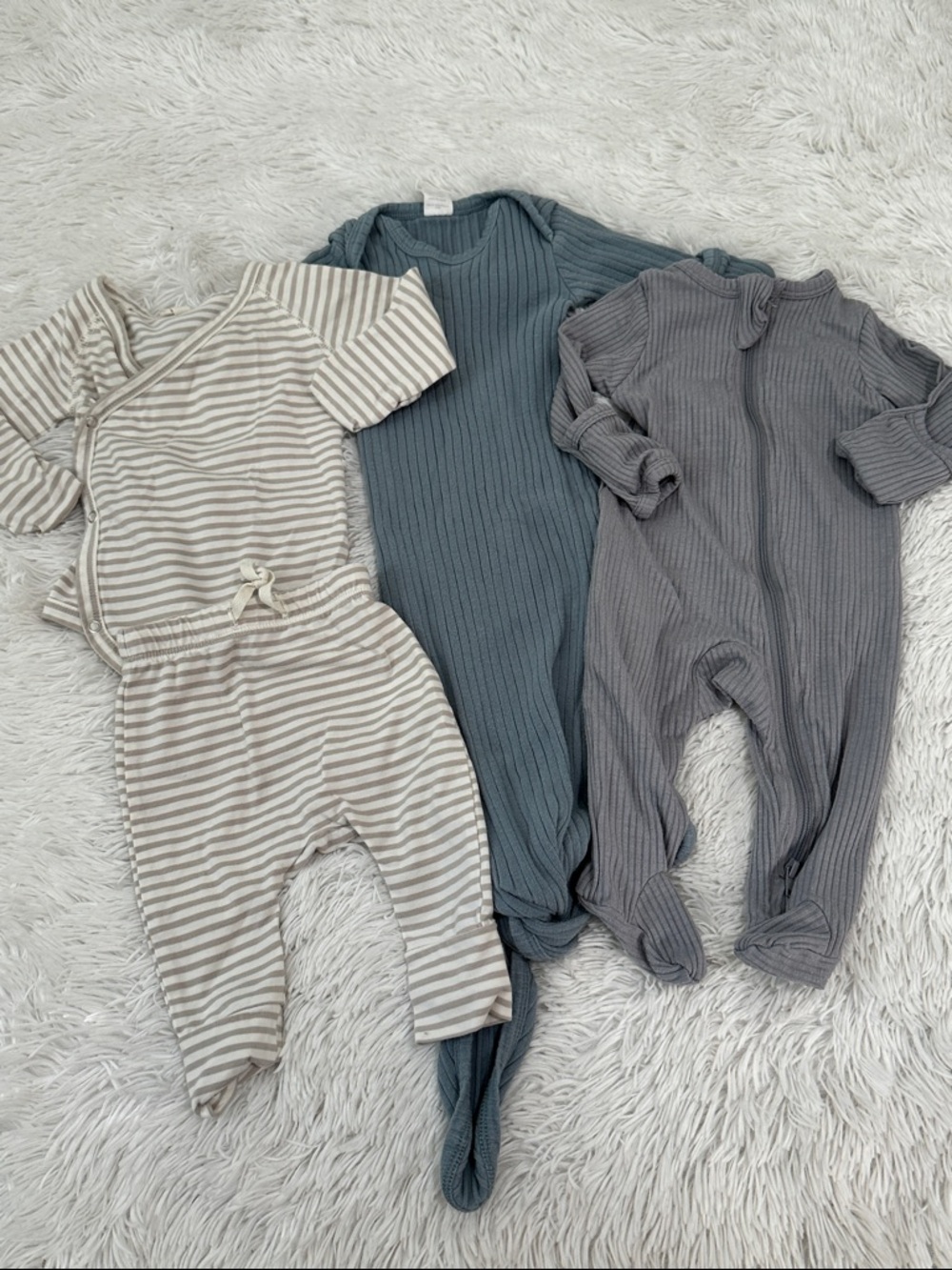 🔎 Bundle of 3 Boutique Brands Infant Clothing 0-3 months